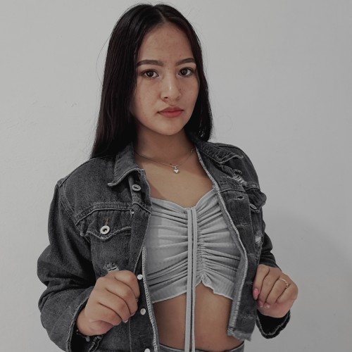 Sofia  L.