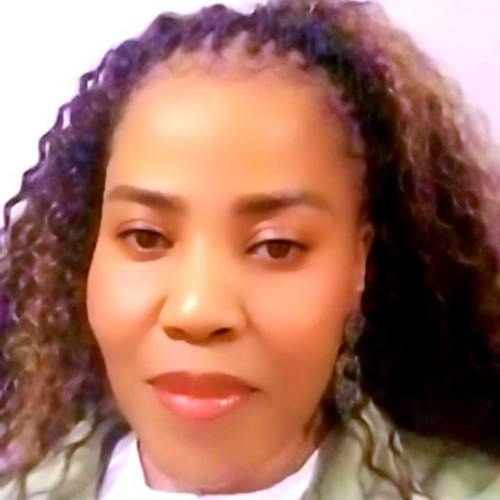 Dee L. profile photo