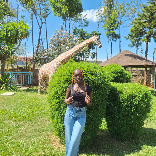 Apuu P. profile photo