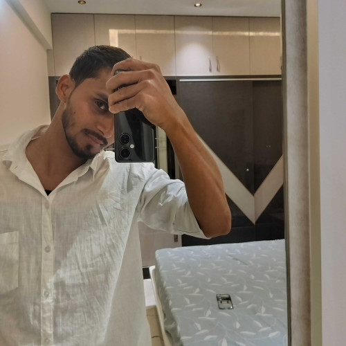 ravindar j. profile photo