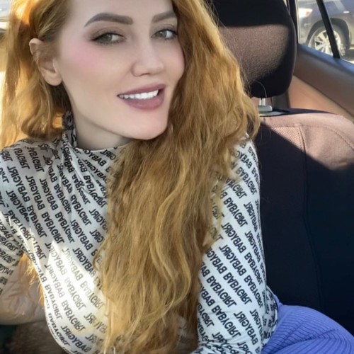 Nadia I.