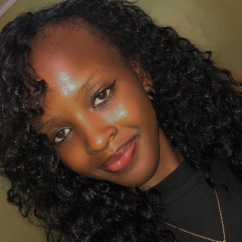 Yvonne M. profile photo