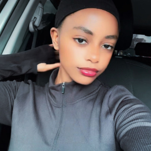 winnie T. profile photo