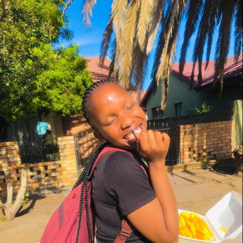Karabo  M.