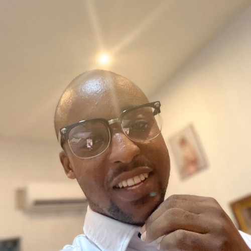 Kenlucio  E. profile photo