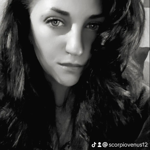 Alicia  E. profile photo