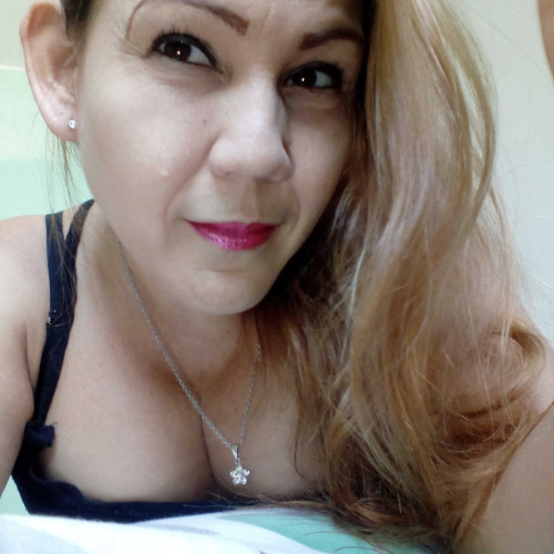 leonor l. profile photo