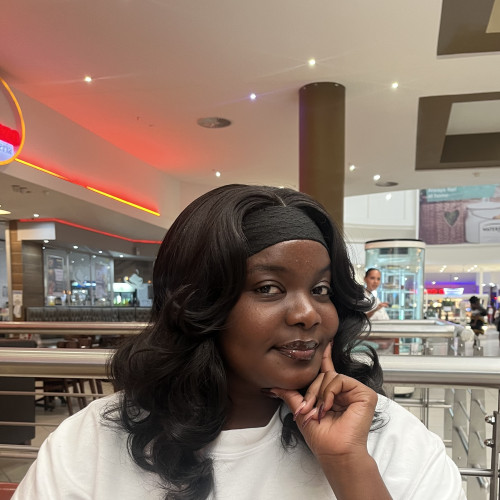 Melly R. profile photo