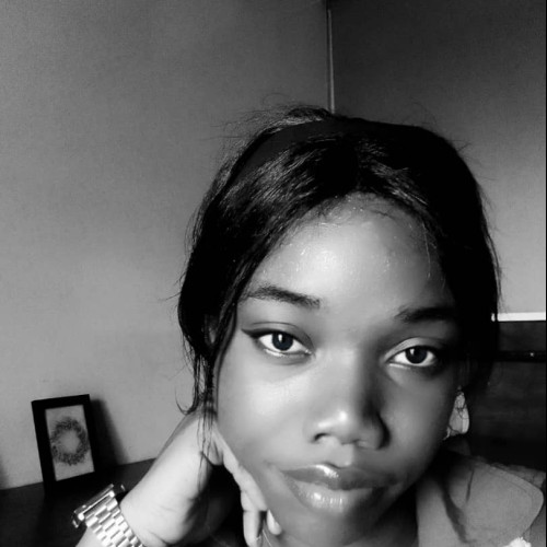 Winnie D.