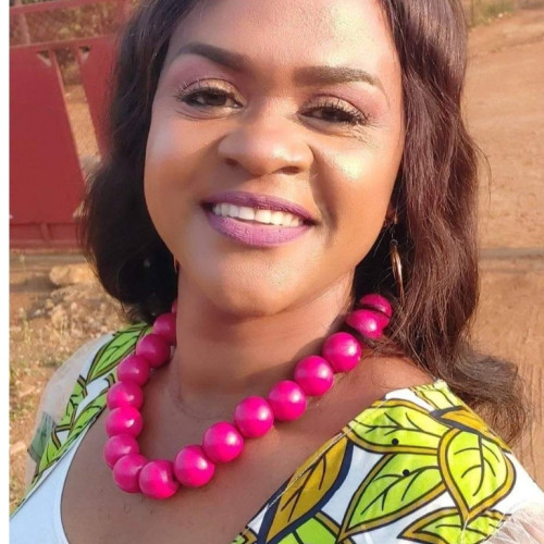 Tsakani  M.