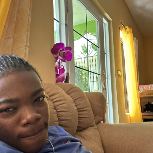 Mar B. profile photo
