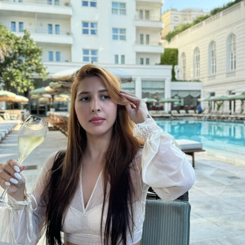 Isabela G. profile photo