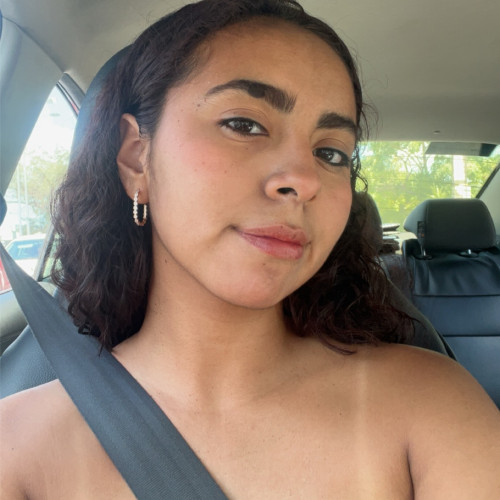 Yasmina V.