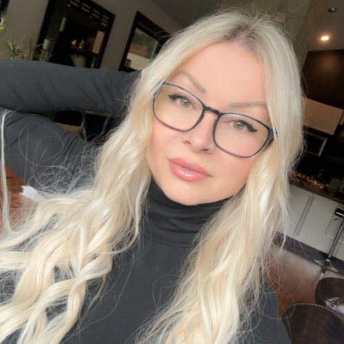Corinna K. profile photo
