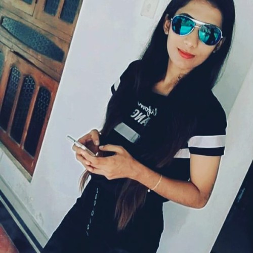 Ayesha L.