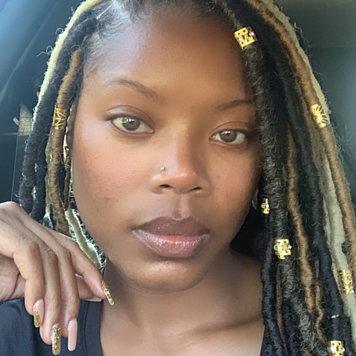 Queen T. profile photo
