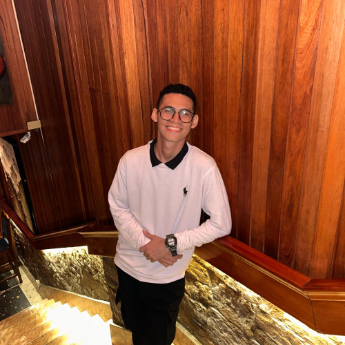Juan  R. profile photo