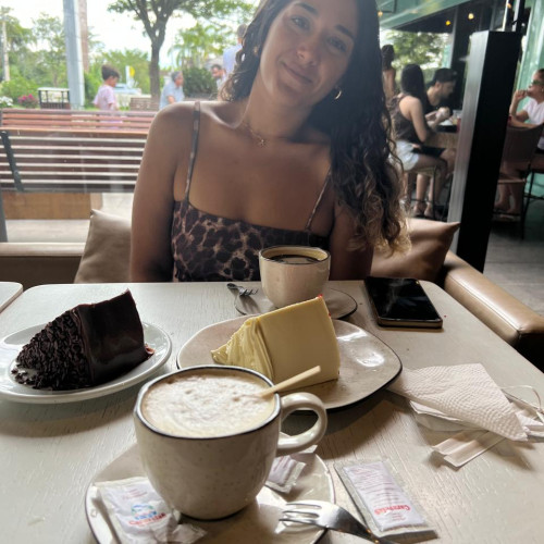 Julieta  R. profile photo