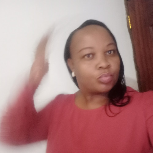 Clara  m. profile photo