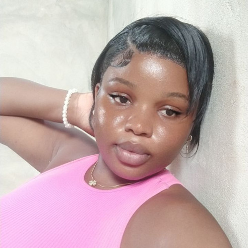 Candy  B. profile photo