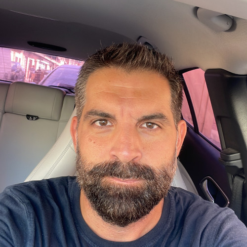 Vctor H. profile photo