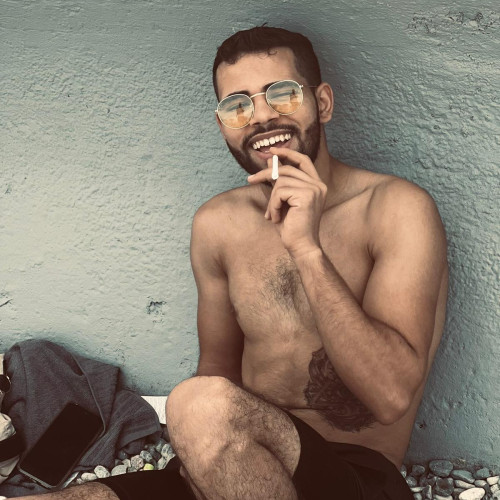 Ayad  M.