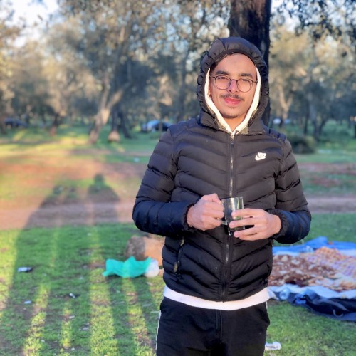 Yassin  I.