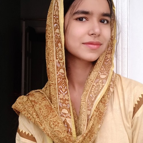 Maliha  J.