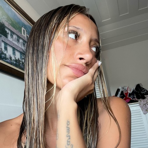 Paula T.