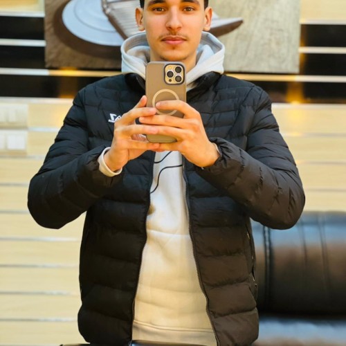 Elyazid  D.