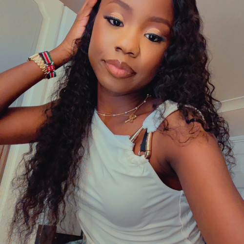 Luna A. profile photo