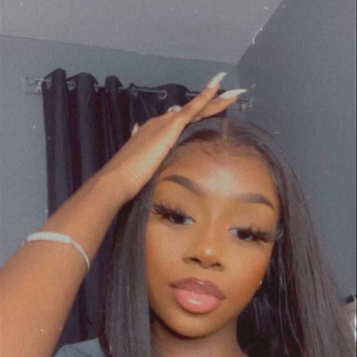 Lili  C. profile photo