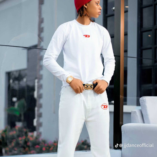 Harrison c. profile photo