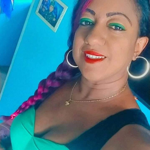 aline s. profile photo