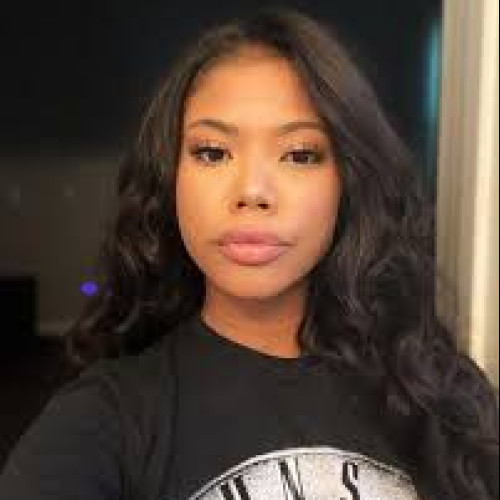 Mirabel H. profile photo