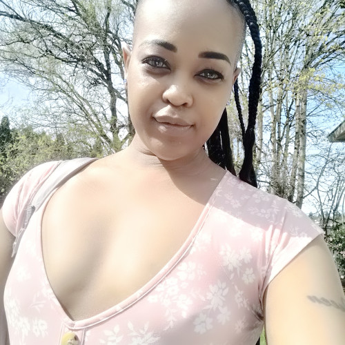 Rae K. profile photo