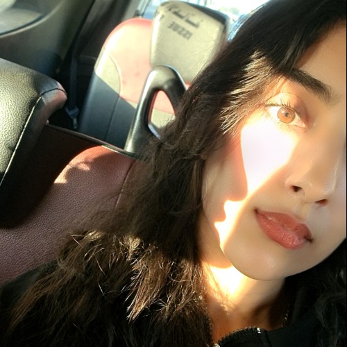 Ikram Y.