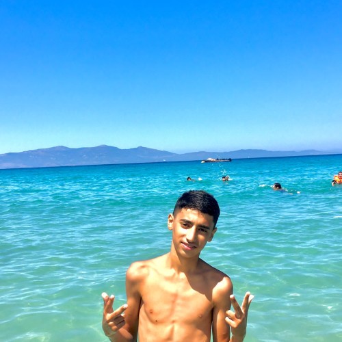 Mohsin  A.