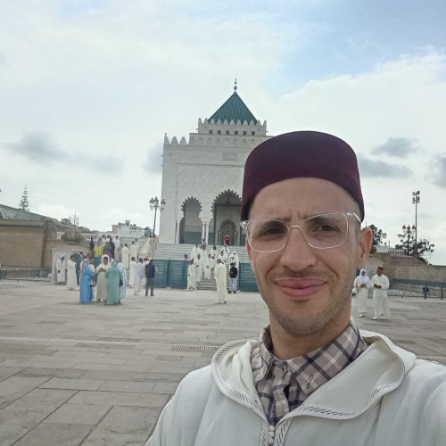 Hassan b.