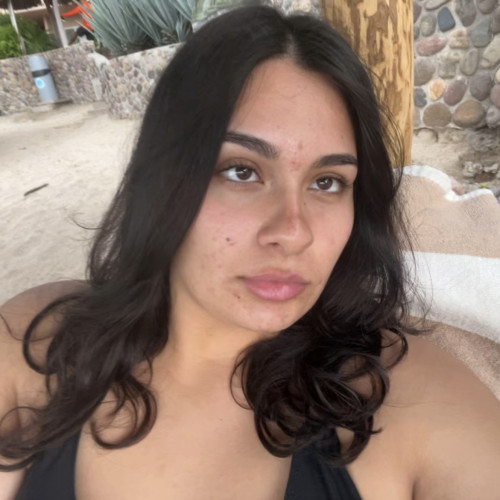 Esmeralda  R. profile photo
