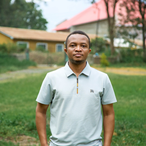 victor m. profile photo