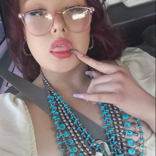 Mona  L. profile photo