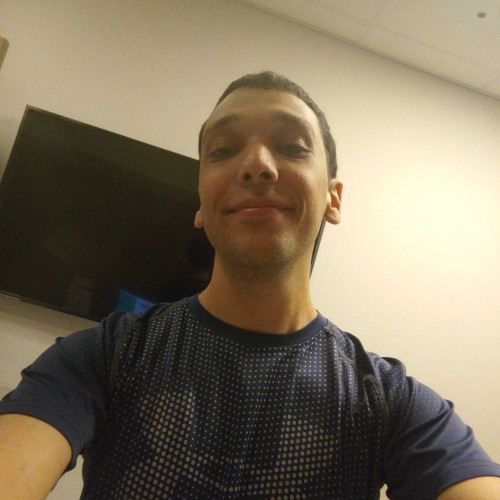 Hivar L. profile photo