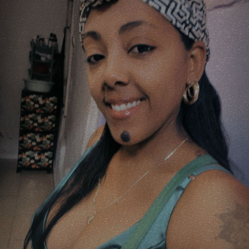 Islen E. profile photo
