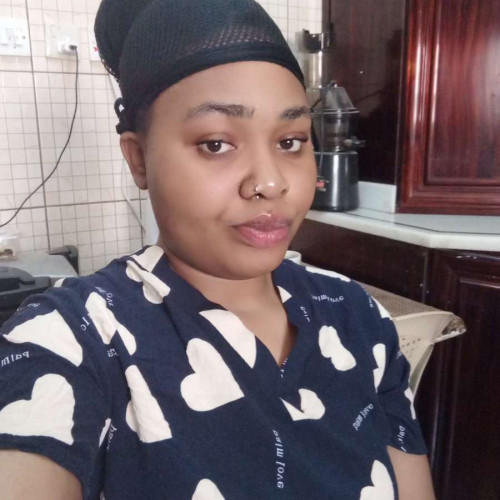 Esther O. profile photo