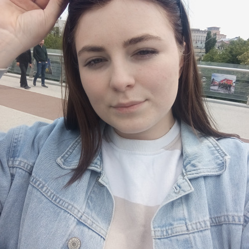 Diana  L. profile photo