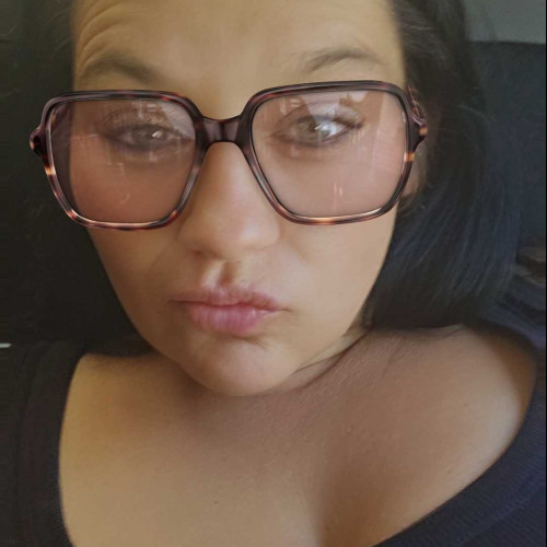 becky Y. profile photo