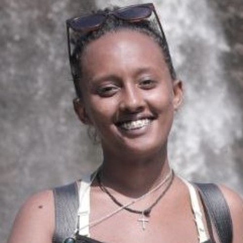 meryam s. profile photo