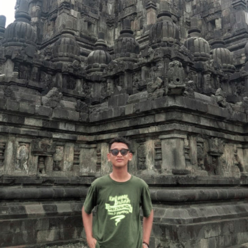 Ayon C. profile photo