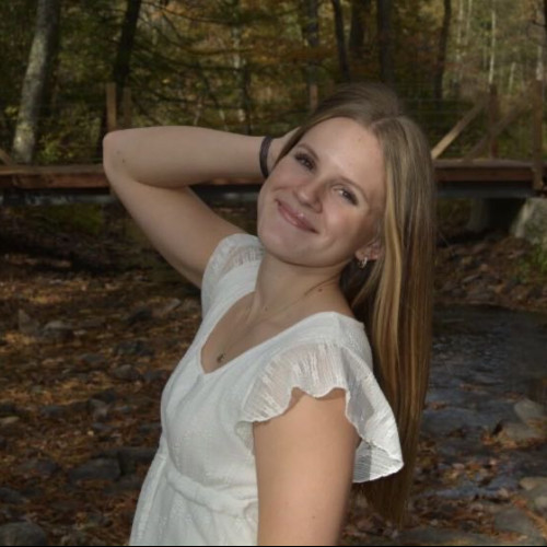 Zoey F. profile photo